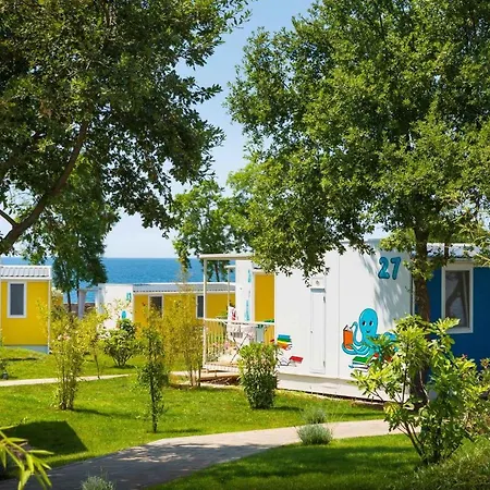 Mobilehomes In Novigrad - Istrien 38463 Dajla
